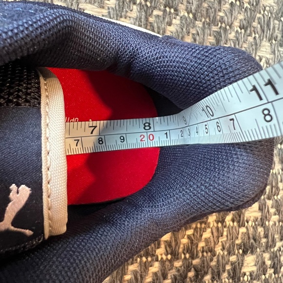 NWT/NIB Kids Puma Athletic Shoes Vista PS Velcro sz 2.5 Navy - Picture 8 of 8